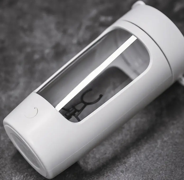 Portable Automatic Juice Blender – USB Rechargeable Smoothie Cup (650ml) | Compact & Powerful for Travel Office & Gym